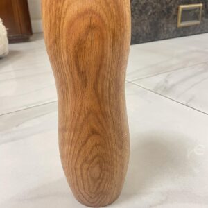 Wazon z czerwonego dębu